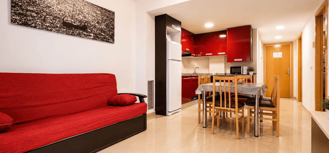 2 bedroom apartment with balcony