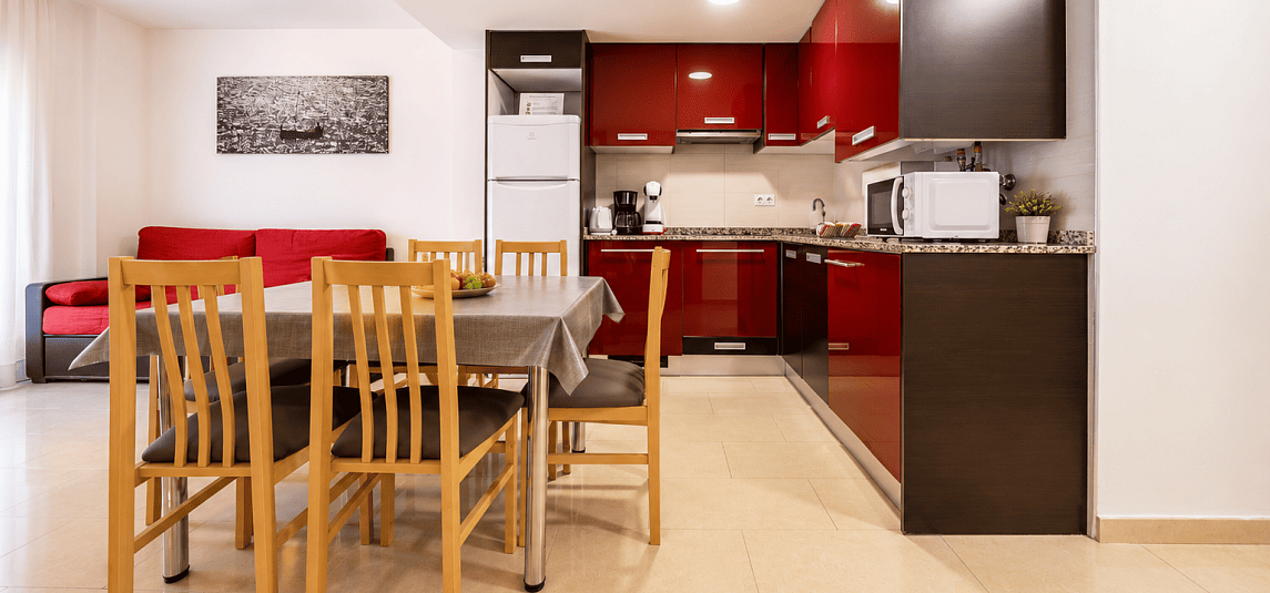 2 bedroom apartment with balcony