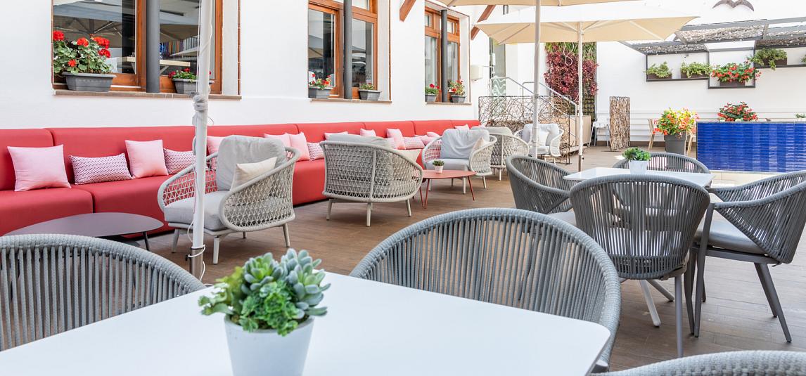 Terrace and pools of Neptuno Hotel & Spa