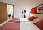 1-BED APARTMENT WITH TERRACE