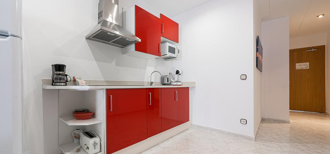 2 bedroom apartment with balcony