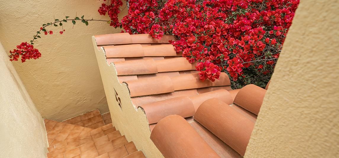 2 bedroom apartment with balcony