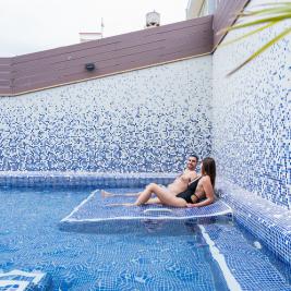 Terrasse et piscines du Neptuno Hotel & Spa