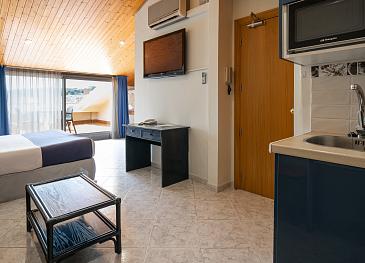 ESTUDIO BALCÓN