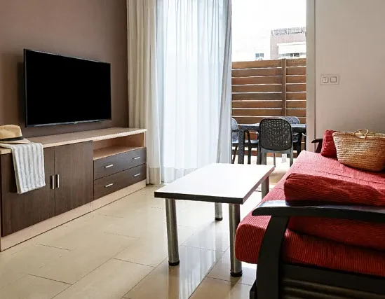 2 bedroom apartment with terrace