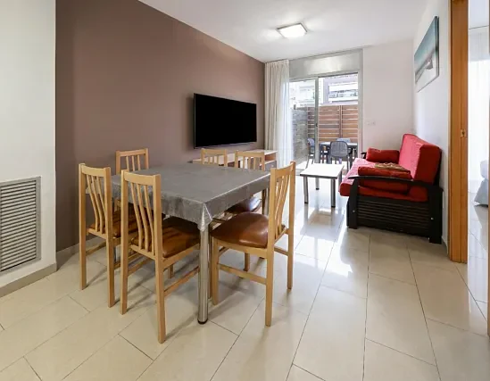 2 bedroom apartment with terrace