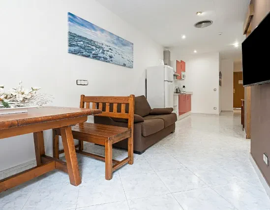 2 bedroom apartment with balcony