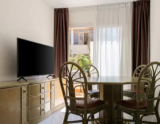 1 bedroom apartment with terrace