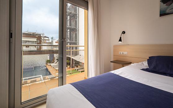 APARTAMENT 1 HABITACIÓ BALCÓ