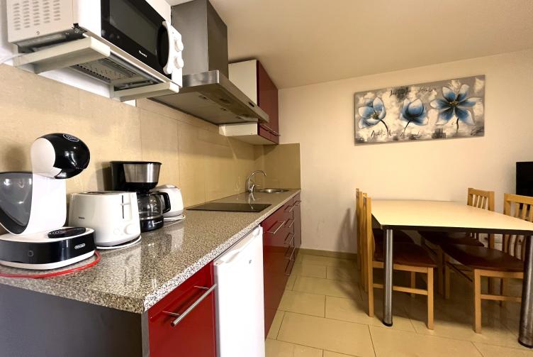 APARTAMENT 1 HABITACIÓ BALCÓ