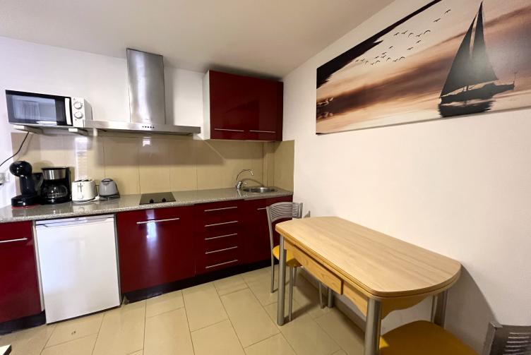 1-BED APARTMENT WITH TERRACE