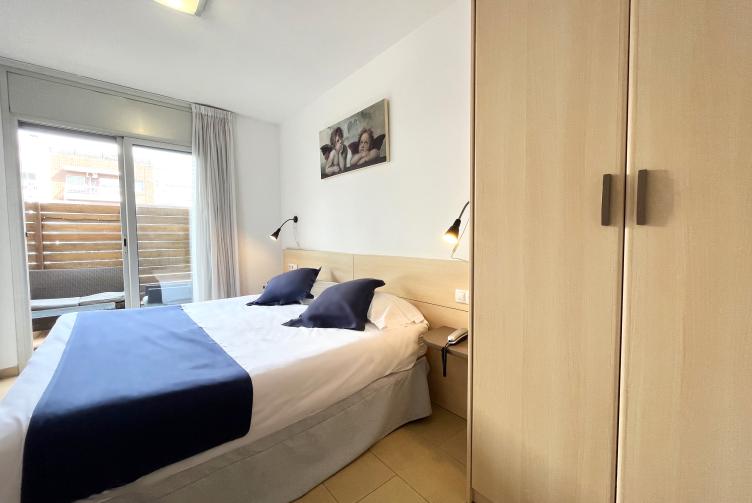 APARTAMENT 1 HABITACIÓ TERRASSA