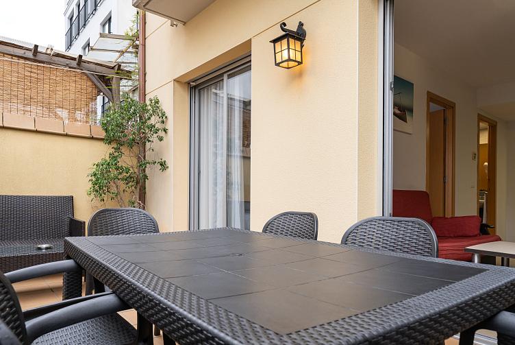 APPARTEMENT 2 CHAMBRES TERRASSE