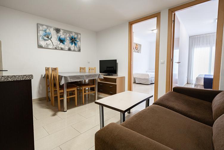 APPARTEMENT 1 CHAMBRE BALCON