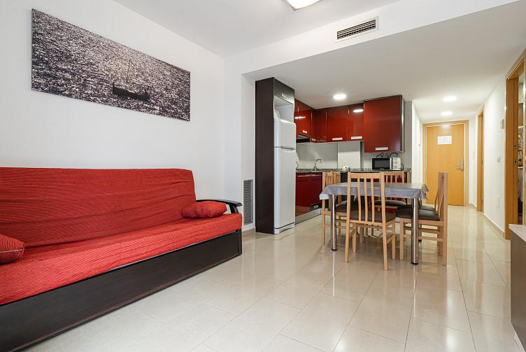 2-BED APARTMENT WITH BALCONY