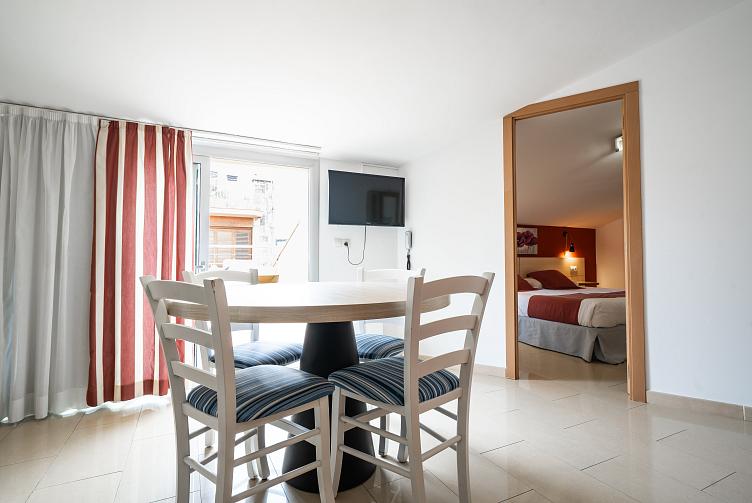 APARTAMENT 1 HABITACIÓ TERRASSA