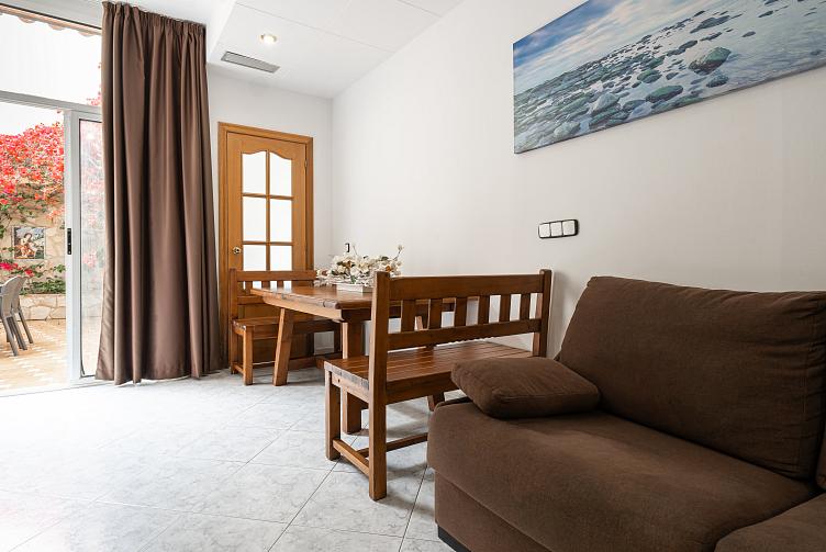 APPARTEMENT 2 CHAMBRES TERRASSE