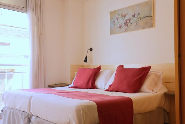 APARTAMENT 2 HABITACIONS TERRASSA