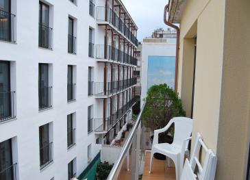 APARTAMENTO 2 HABITACIONES BALCÓN